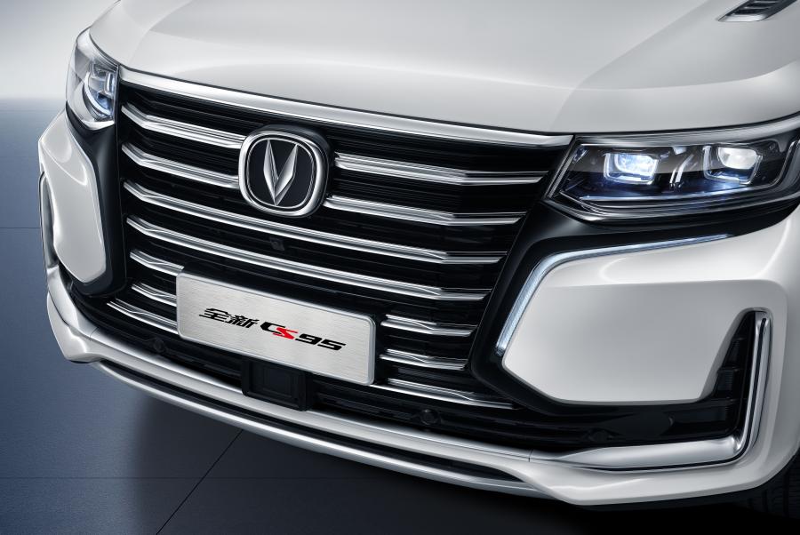Детали экстерьера ChangAn CS95 2019 года  (фото 19 из 27)